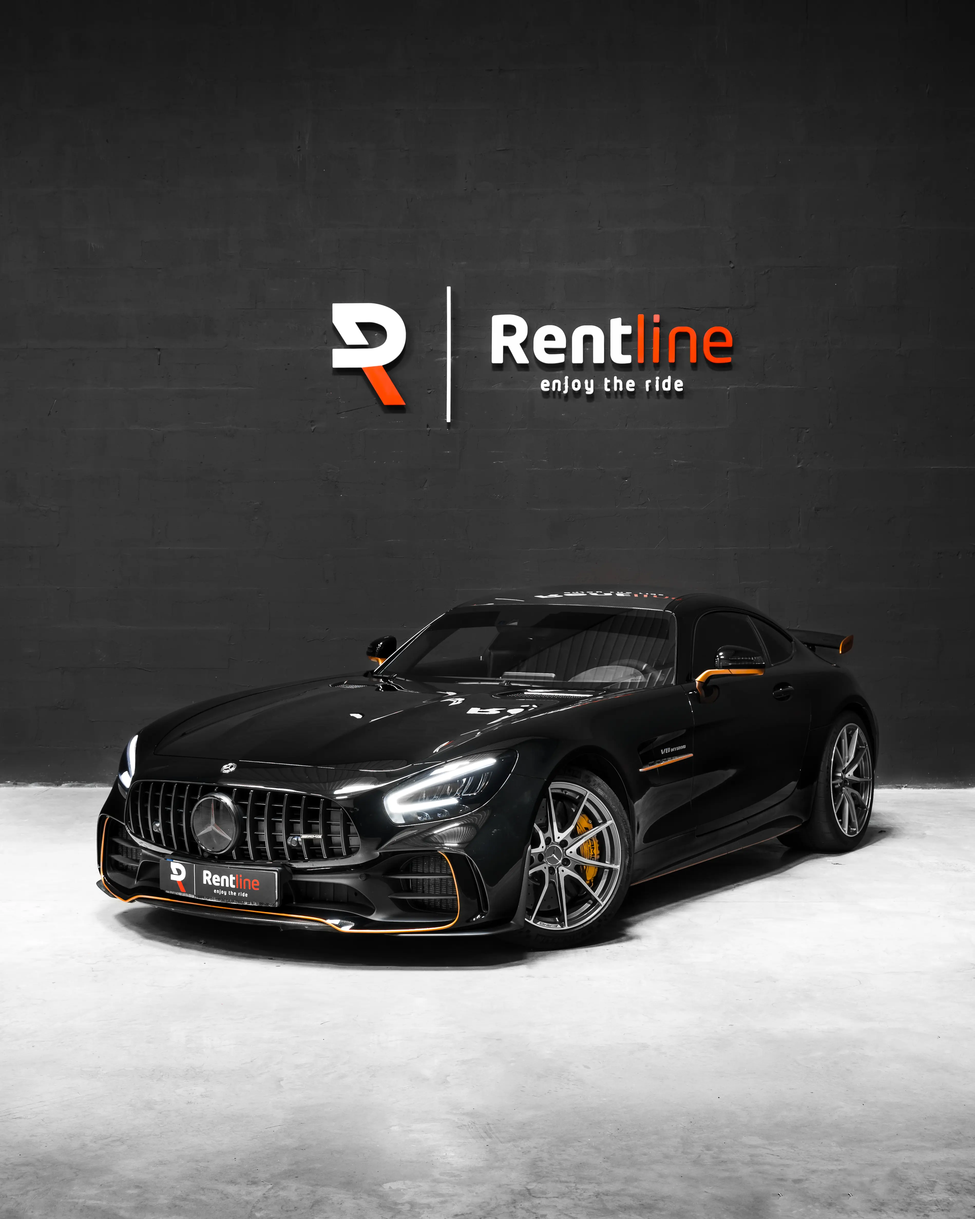 Mercedes-Benz - AMG GT R